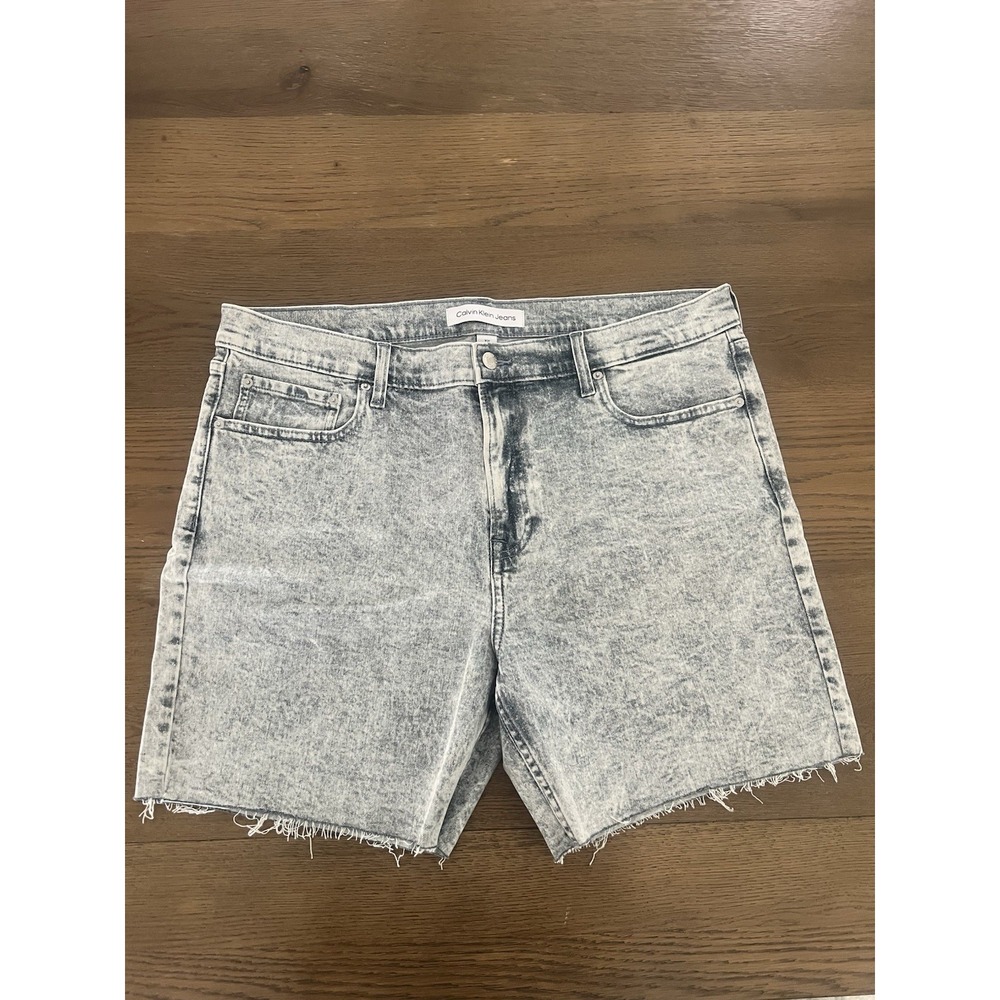 Calvin Klein Denim Cutoff Stonewash Shorts Men W36 NWOT